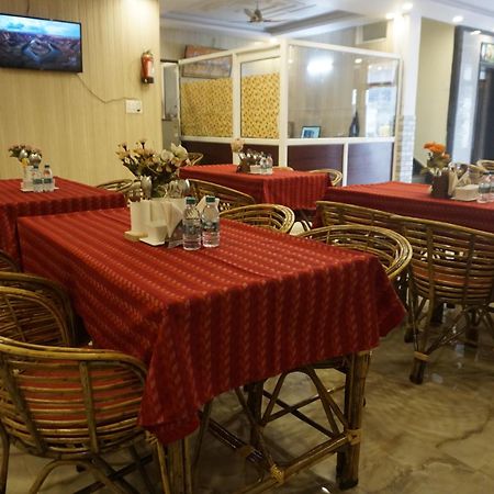 Hotel Kaanha Residency Inn By Shree Krishna Hospitality Rishīkesh Exteriör bild